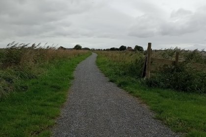 De gemeente de Waadhoek heeft met een meerjarige raamovereenkomst halfverhardingen bewust ingezet op duurzame, comfortabele en onderhoudsarme oplossingen voor haar fiets- en wandelpaden. 